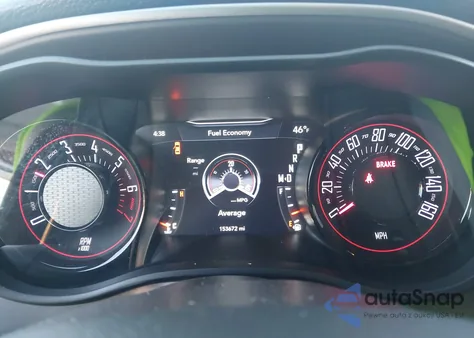 2019 Dodge Challenger Sxt z USA, uszkodzony, nr VIN 2C3CDZAG5KH617611